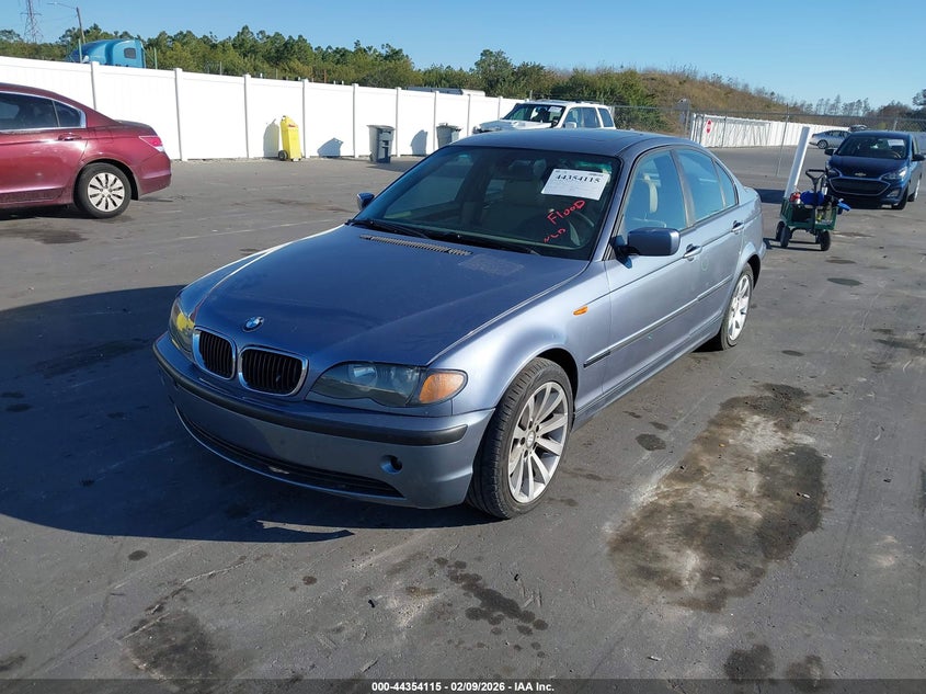 2004 BMW 325I