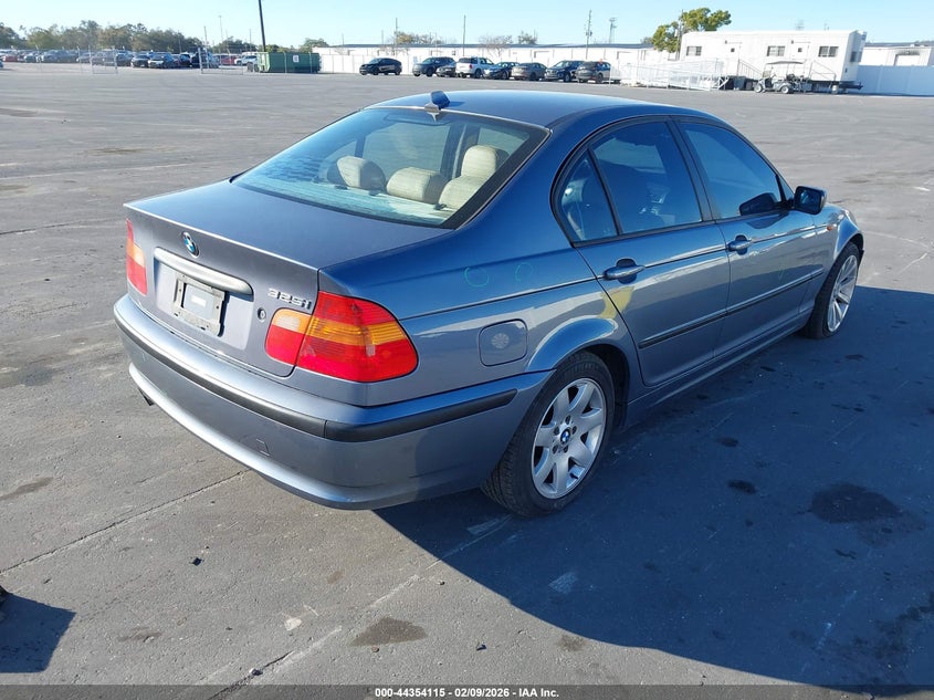 2004 BMW 325I