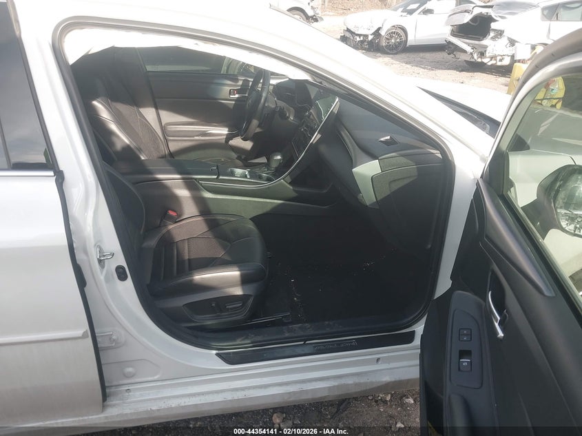 2020 Toyota Avalon Xse