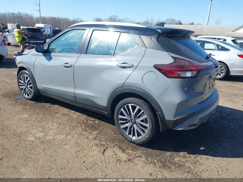 2023 Nissan Kicks Sv Xtronic Cvt