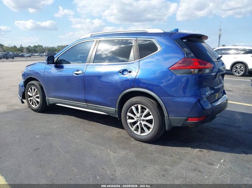 2018 Nissan Rogue Sv