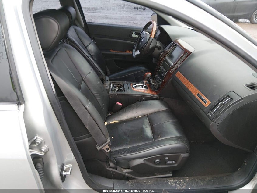 2010 Cadillac Sts Luxury Package