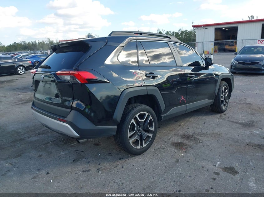 2021 TOYOTA RAV4 2.5L I-4 DI, DOHC, V(VIN: 2T3J1RFV0MW151964
