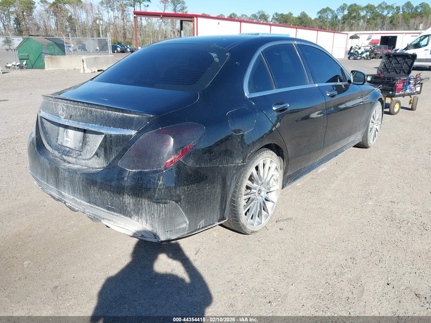 2017 Mercedes-Benz C 300 Sport