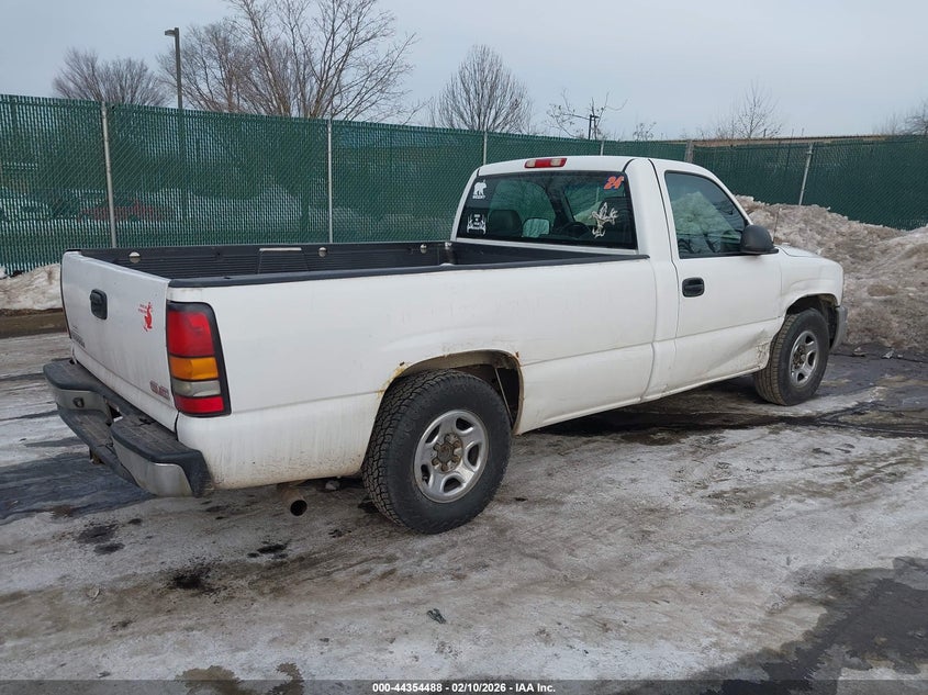 2004 GMC Sierra 1500 Work Truck