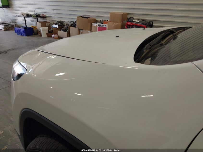 2017 Jeep Cherokee Latitude Fwd VIN: 1C4PJLCB9HW558626 Lot: 44354493