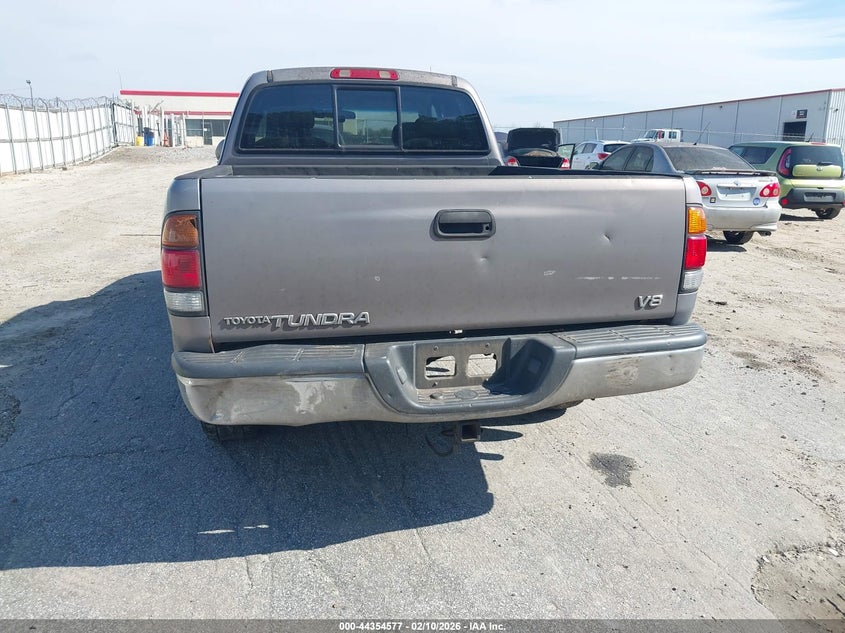 2000 Toyota Tundra Ltd V8 VIN: 5TBRT3812YS105394 Lot: 44354577