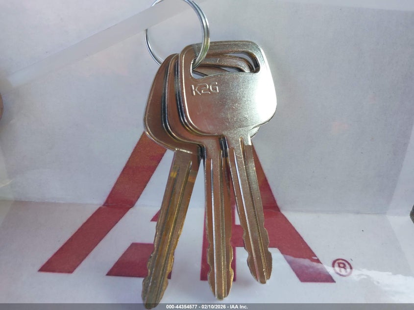 2000 Toyota Tundra Ltd V8 VIN: 5TBRT3812YS105394 Lot: 44354577