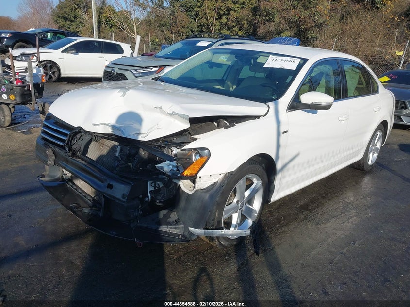 2015 Volkswagen Passat 1.8T Limited Edition