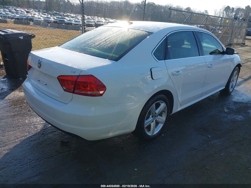 2015 Volkswagen Passat 1.8T Limited Edition