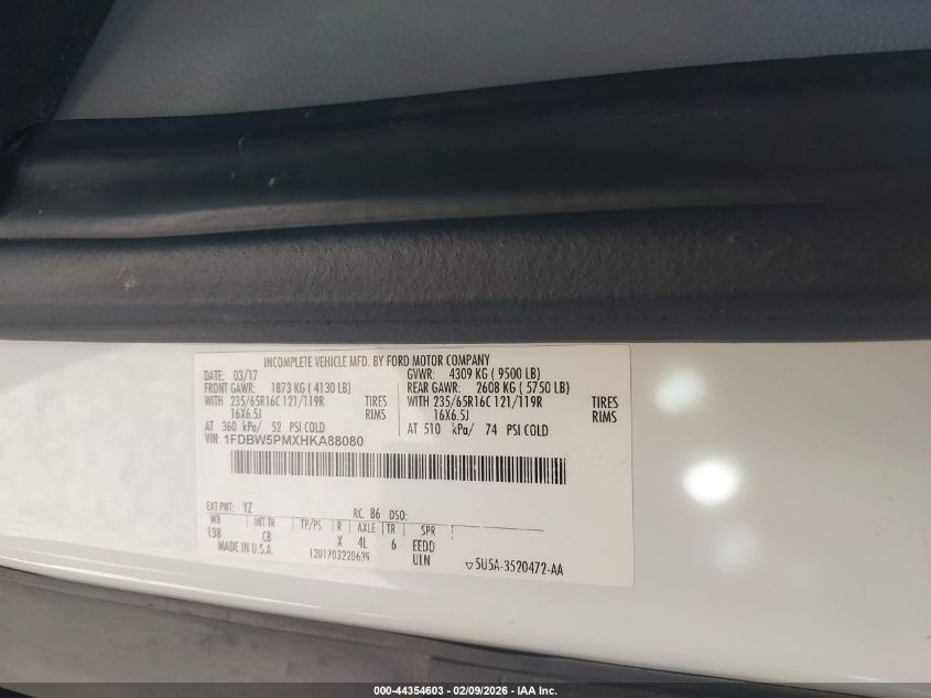 2017 Ford Transit-350 Cutaway VIN: 1FDBW5PMXHKA88080 Lot: 44354603