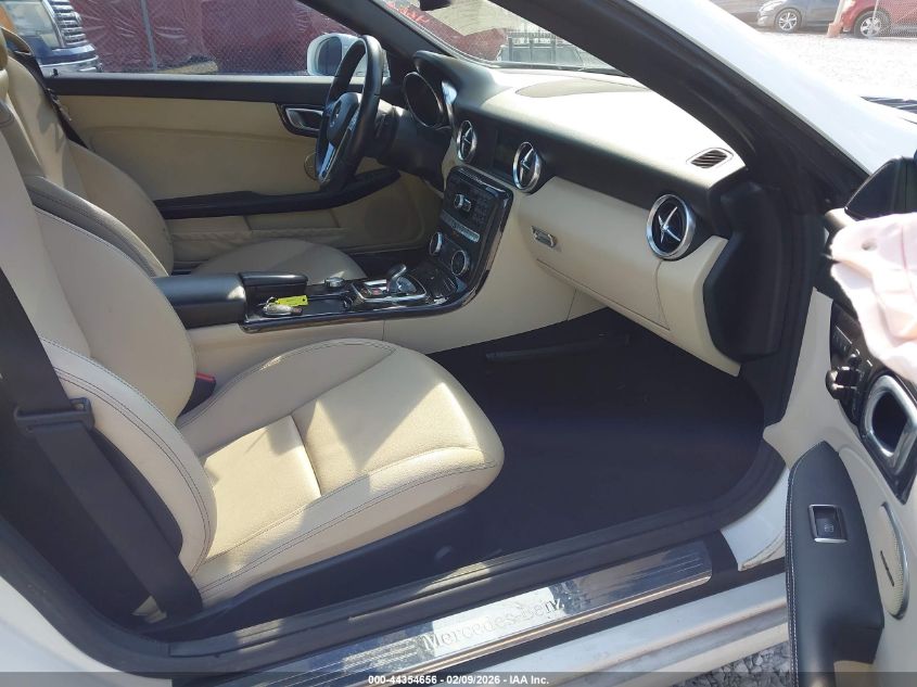 2016 Mercedes-Benz Slk 300