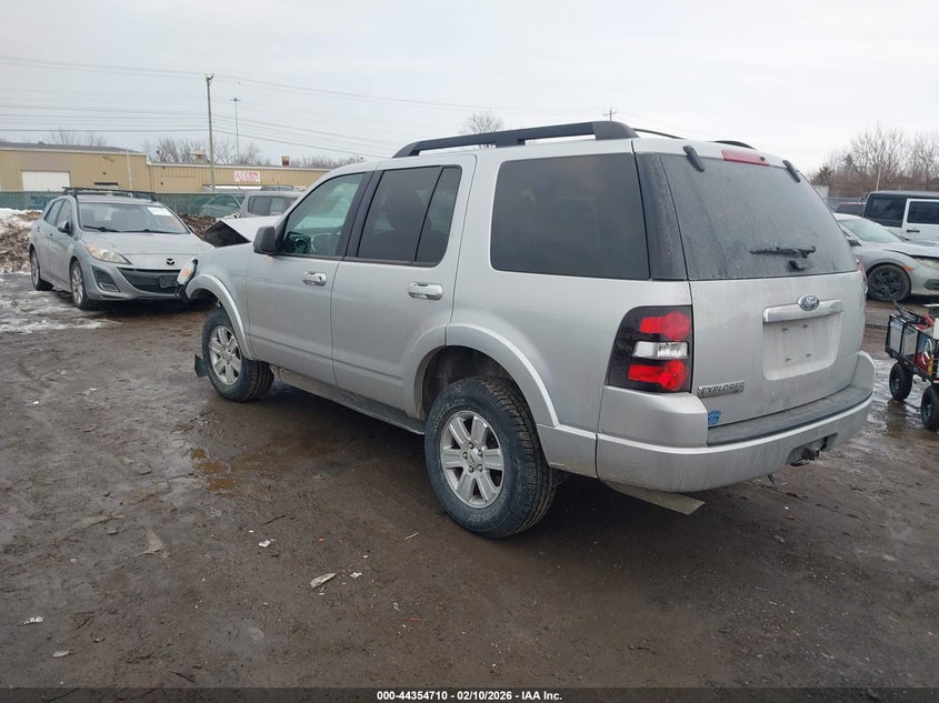 2010 Ford Explorer Xlt