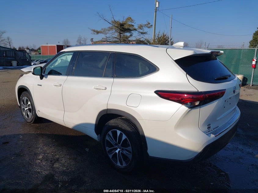 2020 Toyota Highlander Hybrid Xle