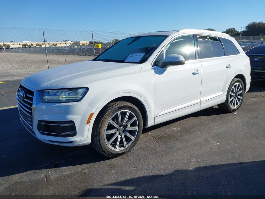 2019 Audi Q7 45 Premium