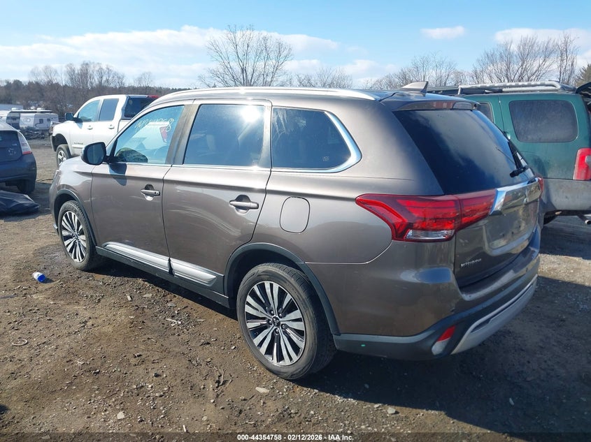 2019 Mitsubishi Outlander Sel
