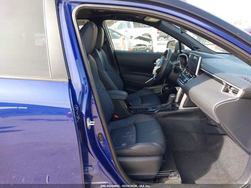 2023 Toyota Corolla Cross Hybrid Xse