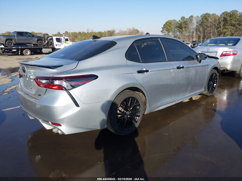 2022 Toyota Camry Se Nightshade Edition