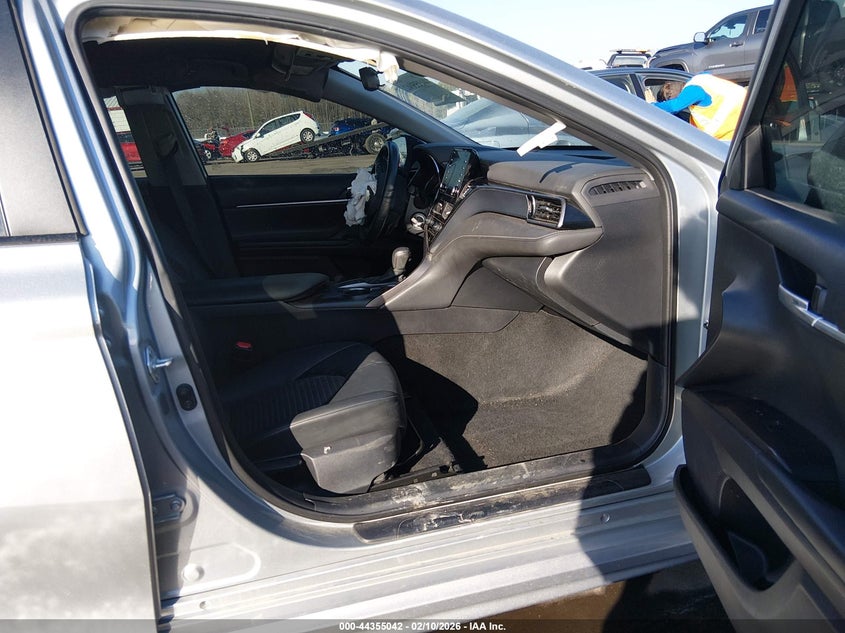 2022 Toyota Camry Se Nightshade Edition