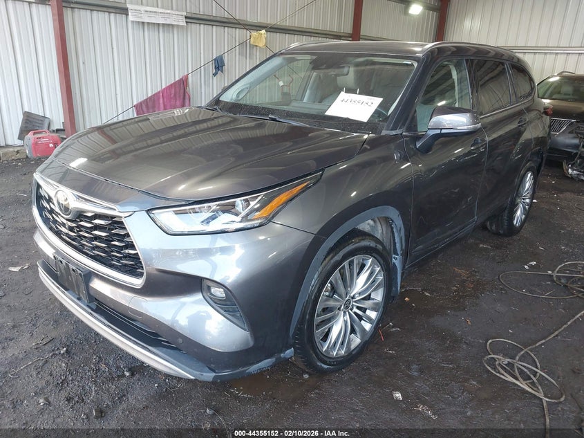 2020 Toyota Highlander Platinum