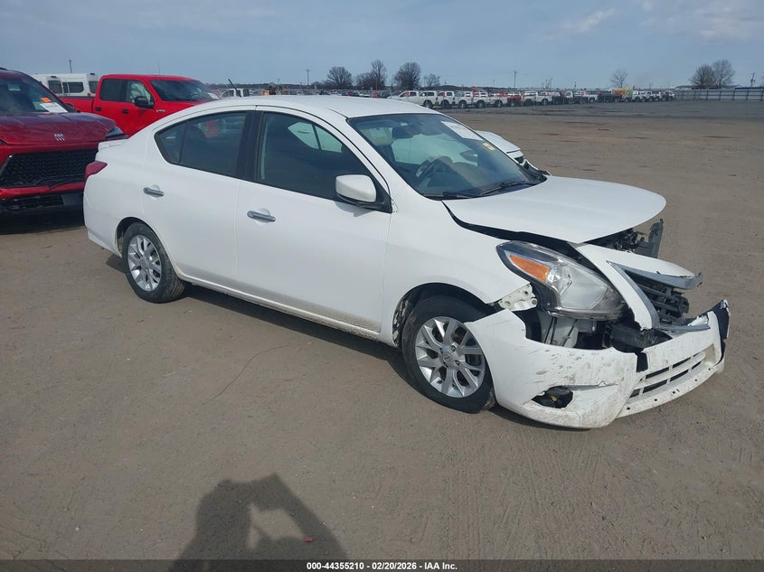 2018 Nissan Versa 1.6 Sv