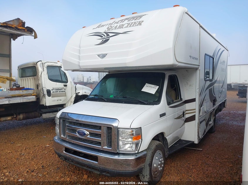 2014 FORD E-350 CUTAWAY auction photo 2