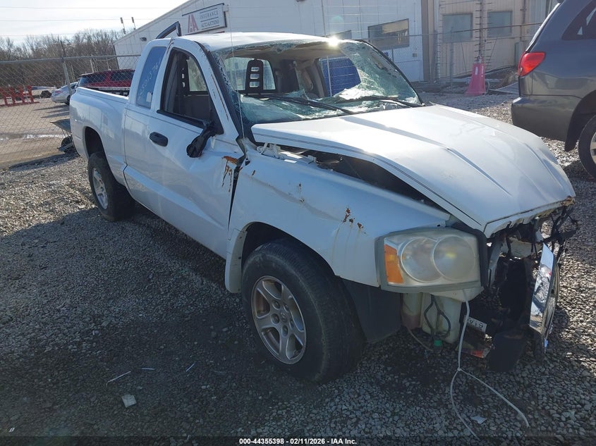 2005 Dodge Dakota Slt