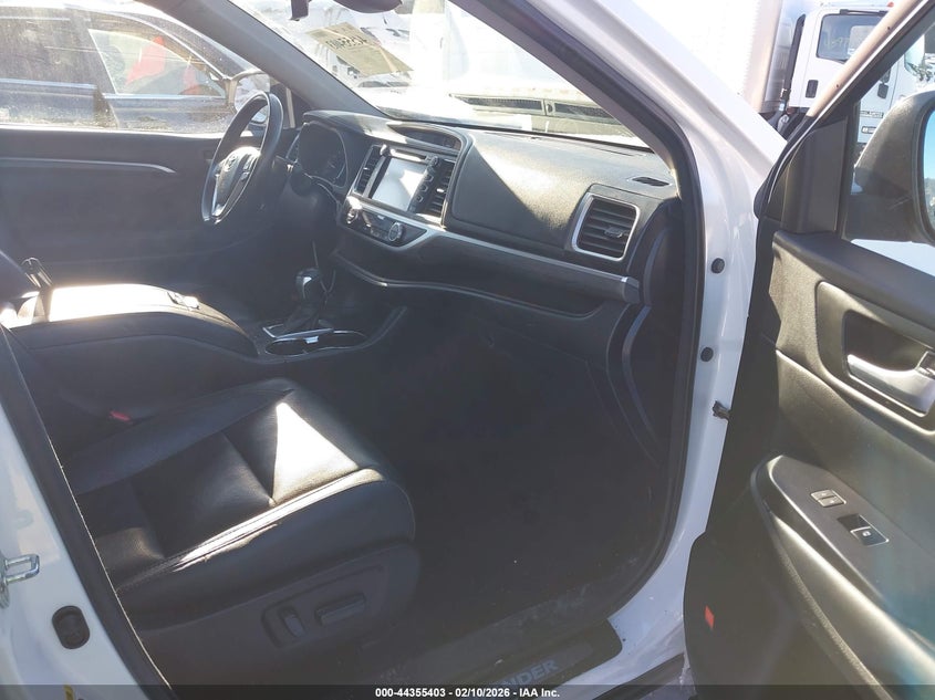 2017 Toyota Highlander Limited