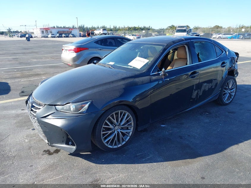 Vin: jthba1d27h5043108, lot: 44851893, lexus is 200t 20172