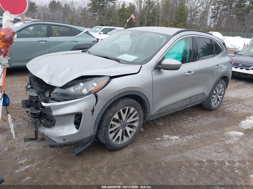 2022 Ford Escape Titanium