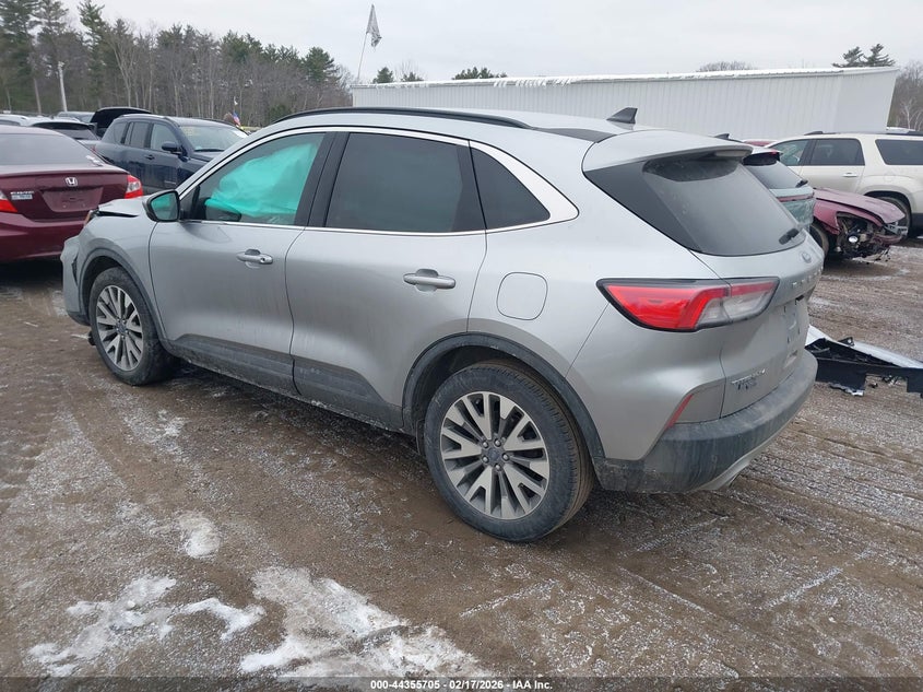 2022 Ford Escape Titanium