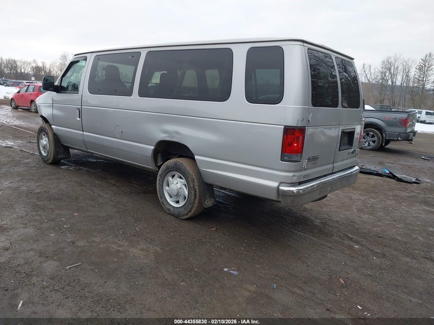 2011 Ford E-350 Super Duty Xlt