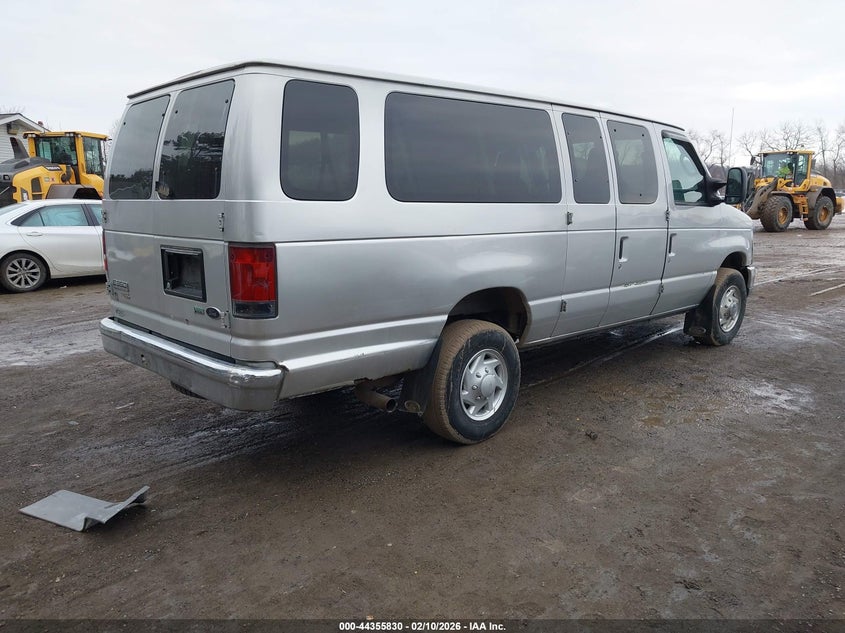 2011 Ford E-350 Super Duty Xlt