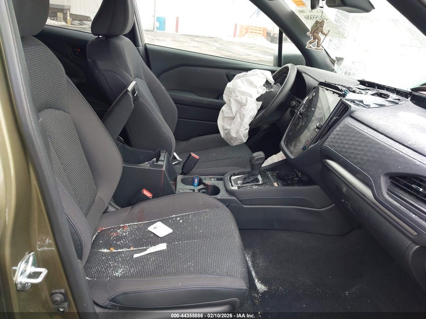 2025 Subaru Forester Premium