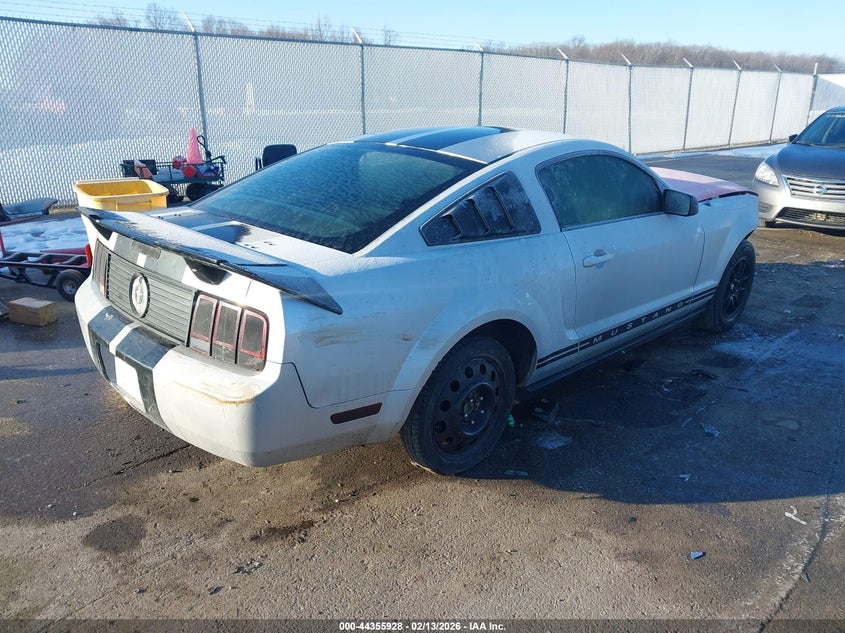 2006 Ford Mustang V6