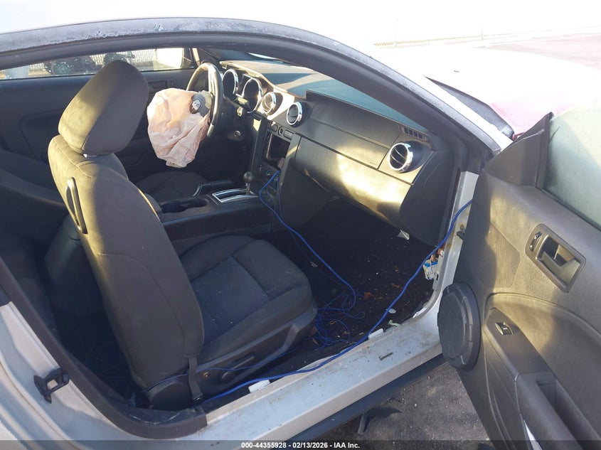 2006 Ford Mustang V6