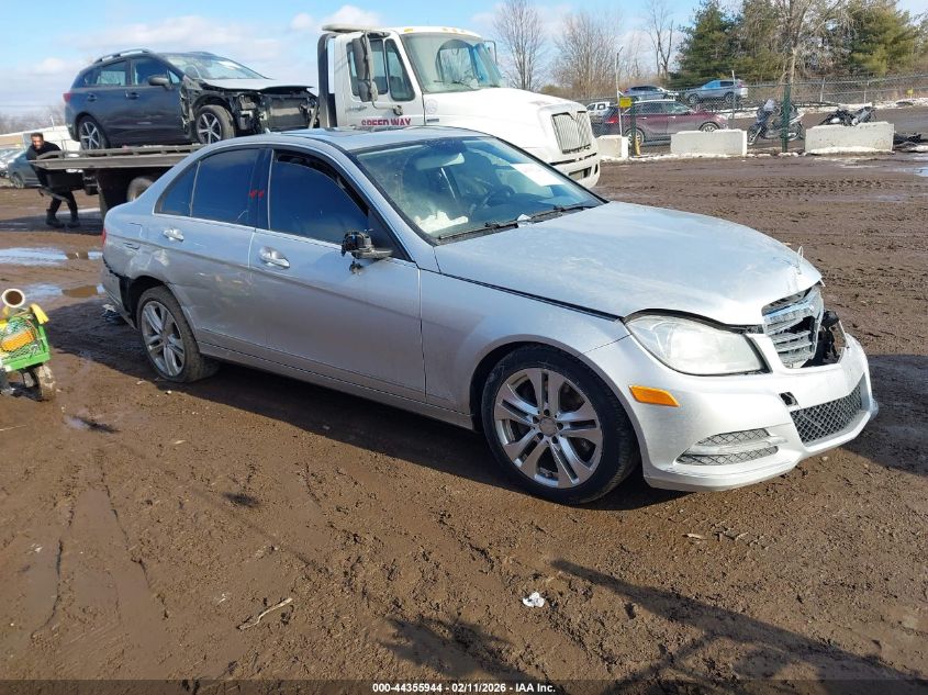 2013 Mercedes-Benz C 300 Luxury 4Matic