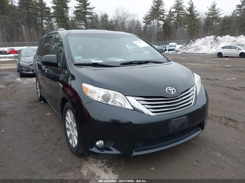 2015 Toyota Sienna Xle 7 Passenger
