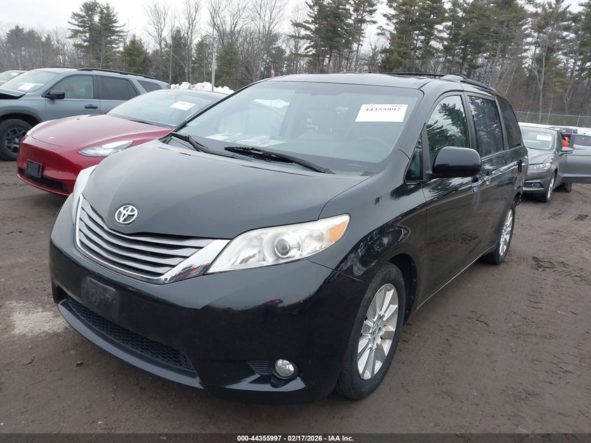 2015 Toyota Sienna Xle 7 Passenger