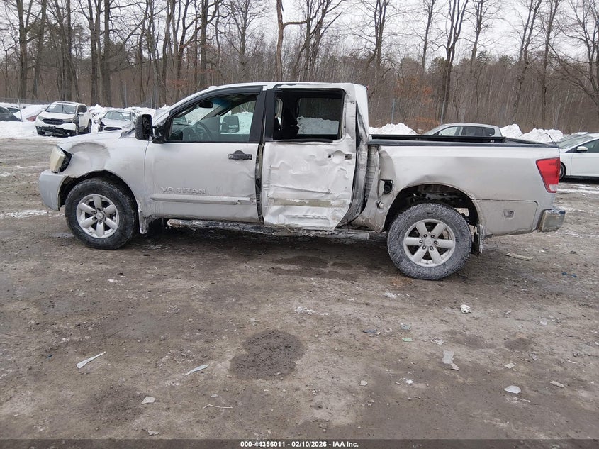 2010 Nissan Titan Se