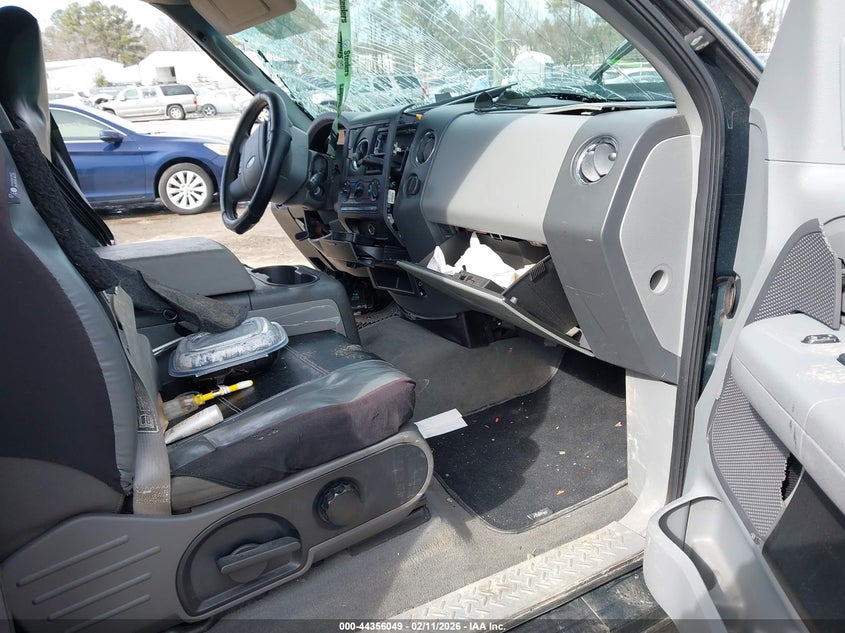 2004 Ford F-150 Stx/Xl/Xlt