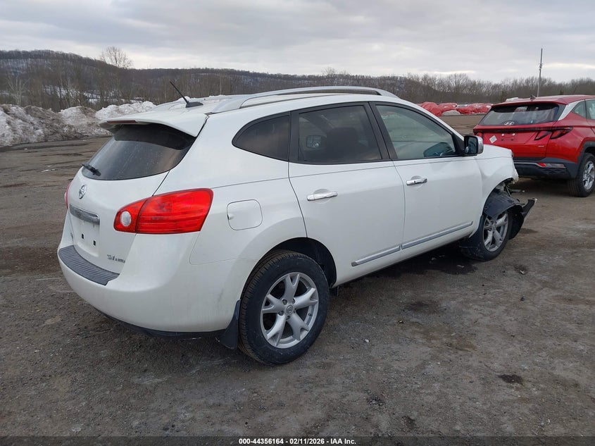 2011 Nissan Rogue Sv