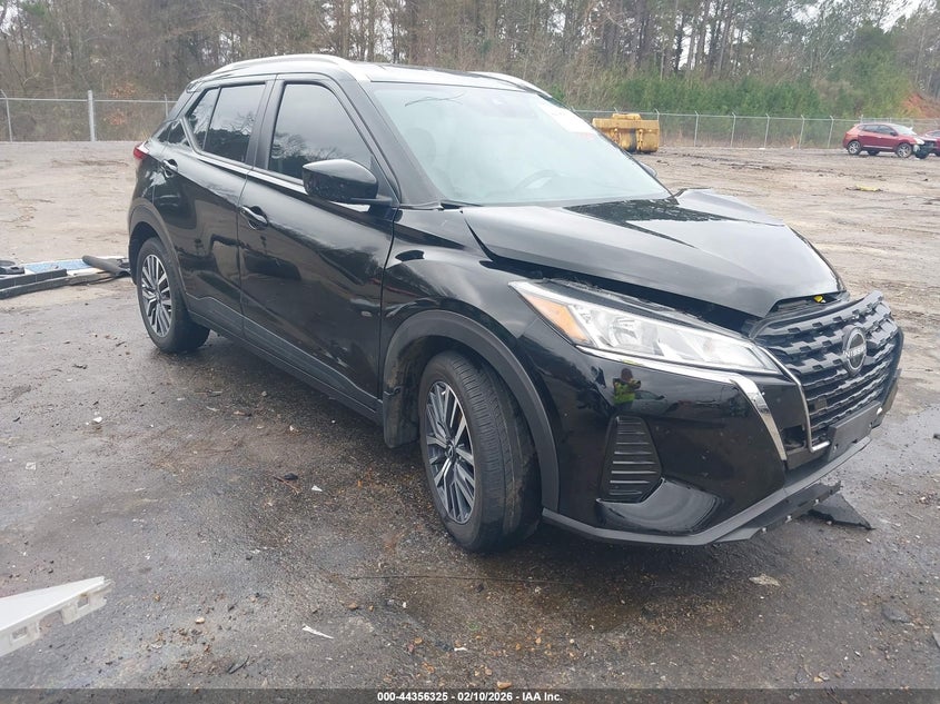 2022 Nissan Kicks Sv Xtronic Cvt