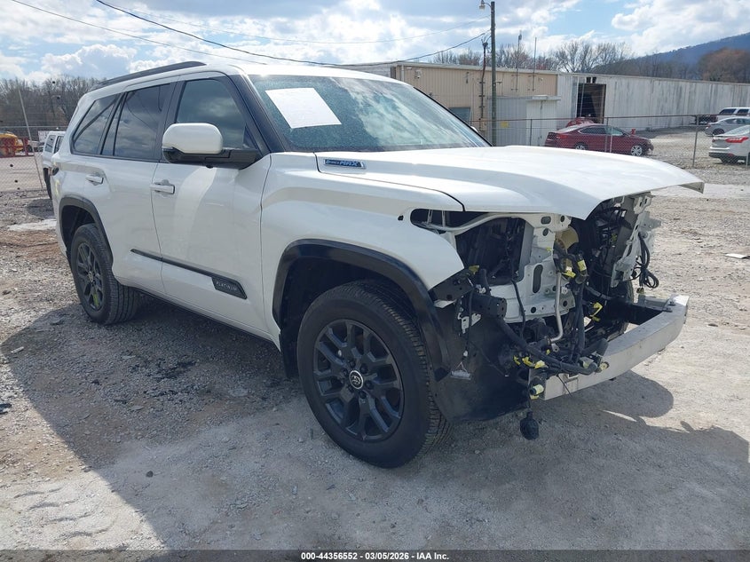 Vin: 7svaaaba4rx026186, lot: 44853014, toyota sequoia platinum 2024 img_1