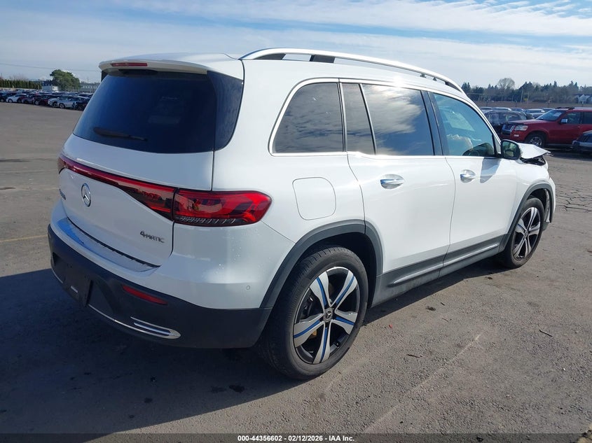2023 MERCEDES-BENZ EQB 300 SUV auction photo 4