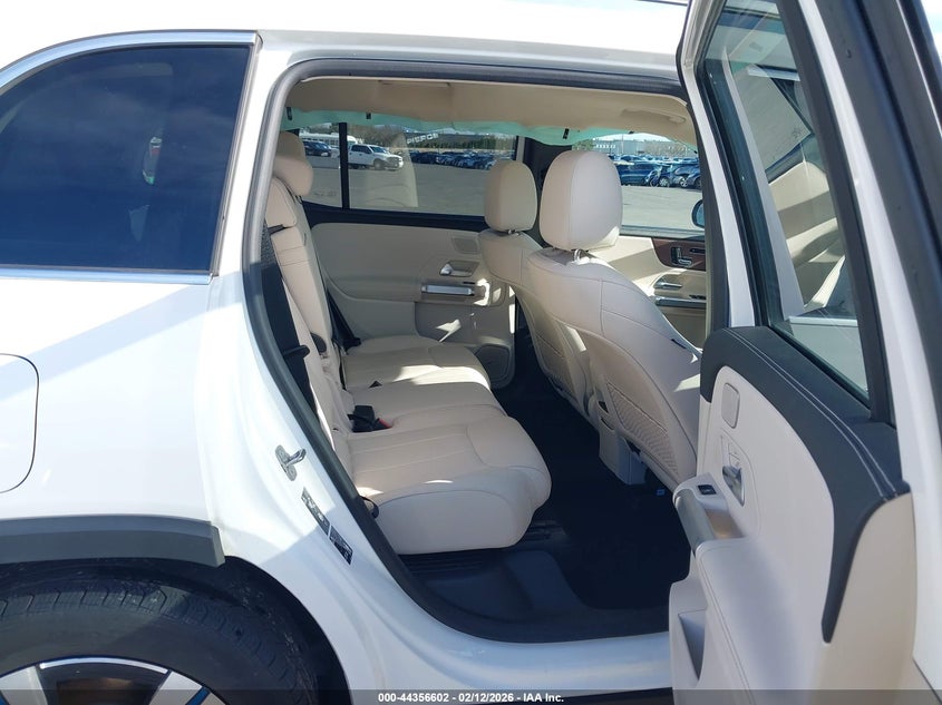 2023 MERCEDES-BENZ EQB 300 SUV auction photo 8