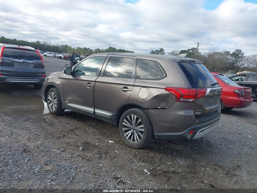 2019 Mitsubishi Outlander Es