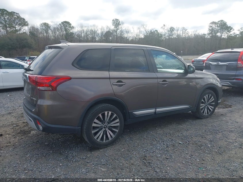 2019 Mitsubishi Outlander Es