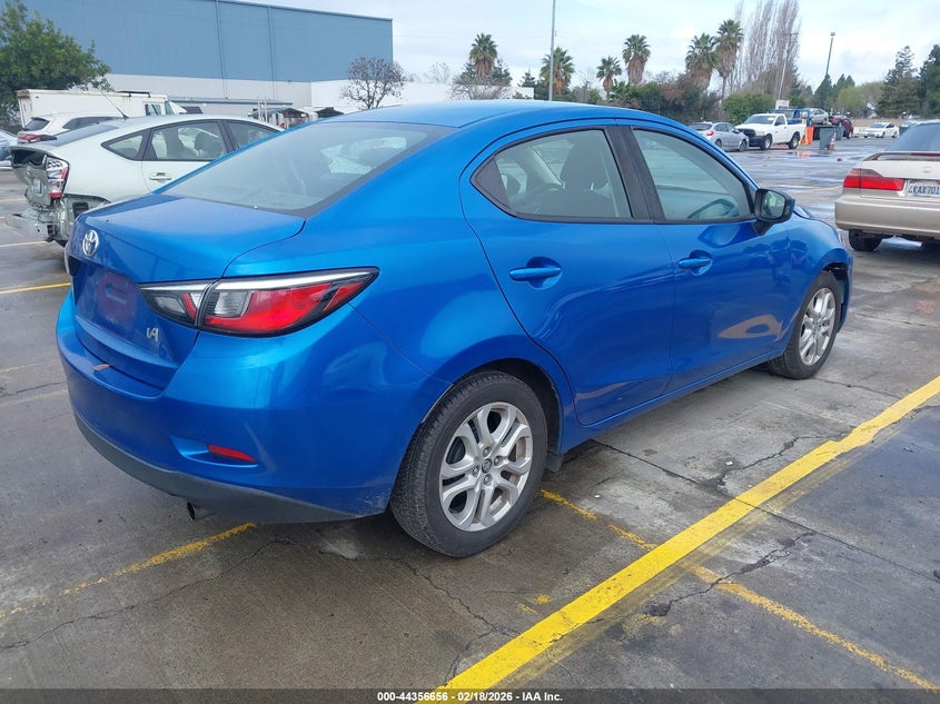 VIN 3MYDLBYV7HY157287 2017 TOYOTA YARIS IA