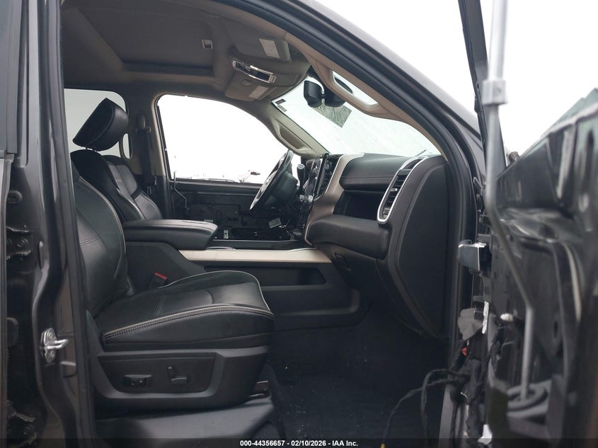 2021 Ram 2500 Laramie 4X4 6'4 Box